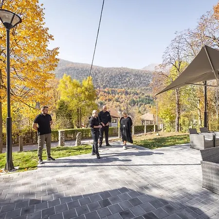 Greta By Ramonda ラターニ