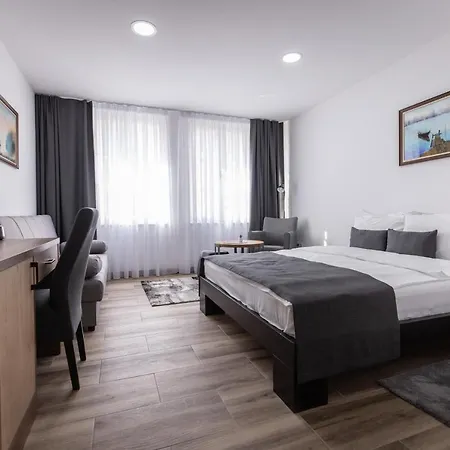 Greta By Ramonda Bed & Breakfast