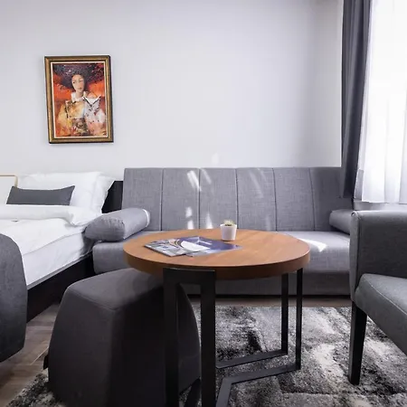 Greta By Ramonda Bed & Breakfast